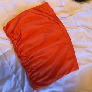 Simple orange bandeau